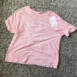 💫BOGO💫 💫Rare 💫Selkie T-Shirt Circa 2018